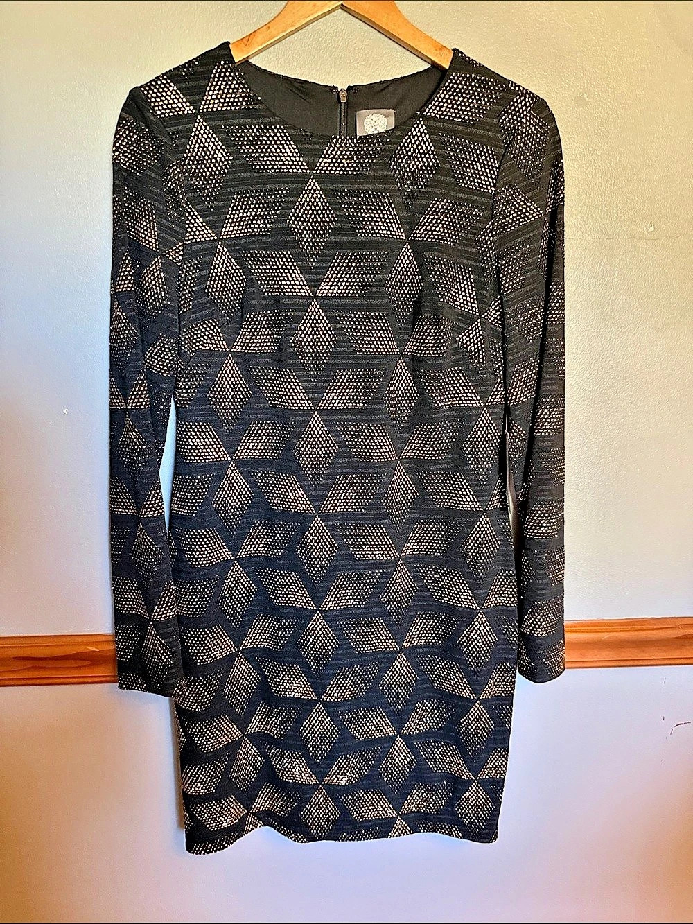 Vince Camuto Shimmer After 5 Cocktail Dress Geometric Mini Dress in Black & Gold